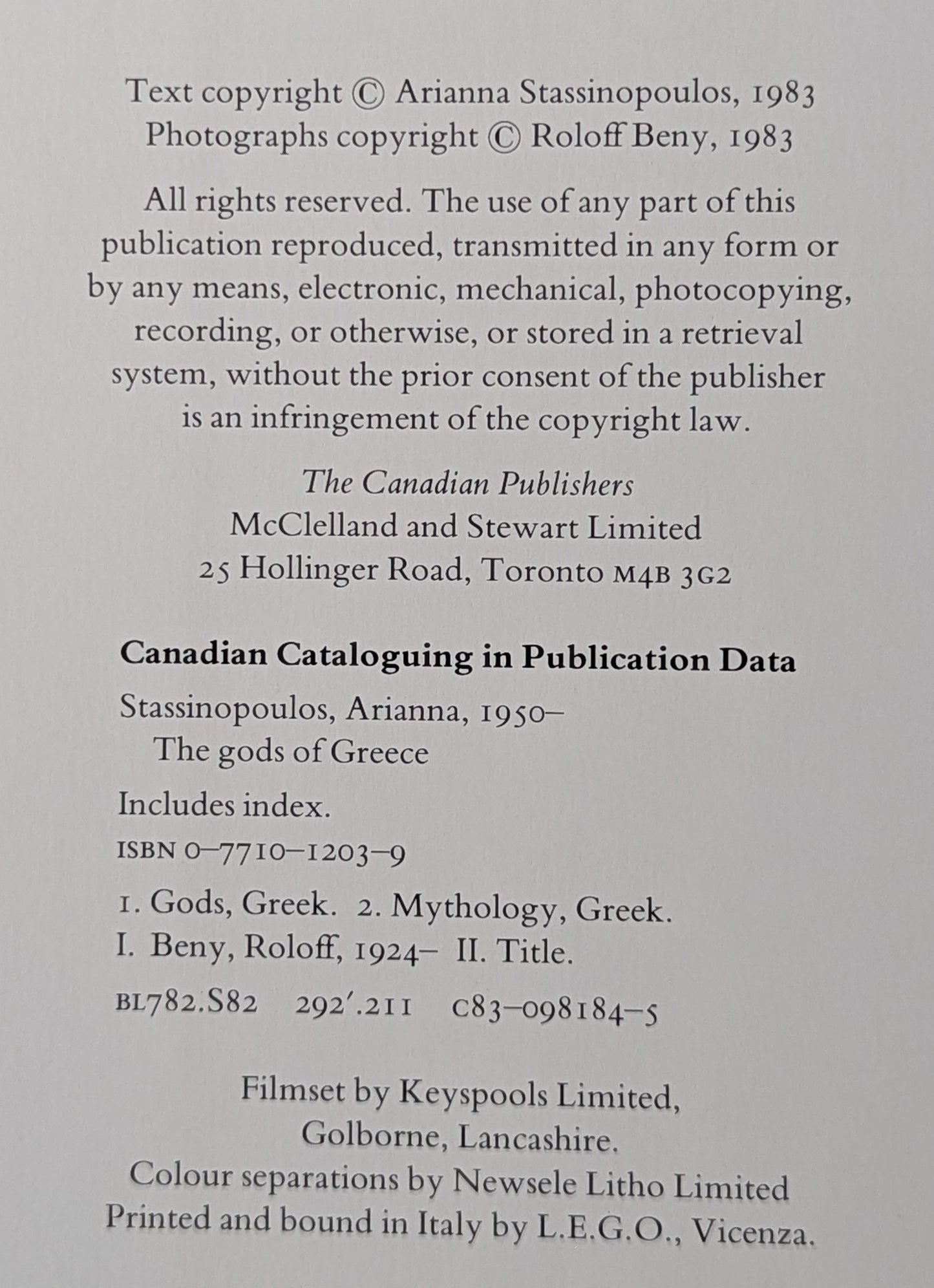 The Gods of Greece by Arianna Stassinopoulos and Roloff Beny