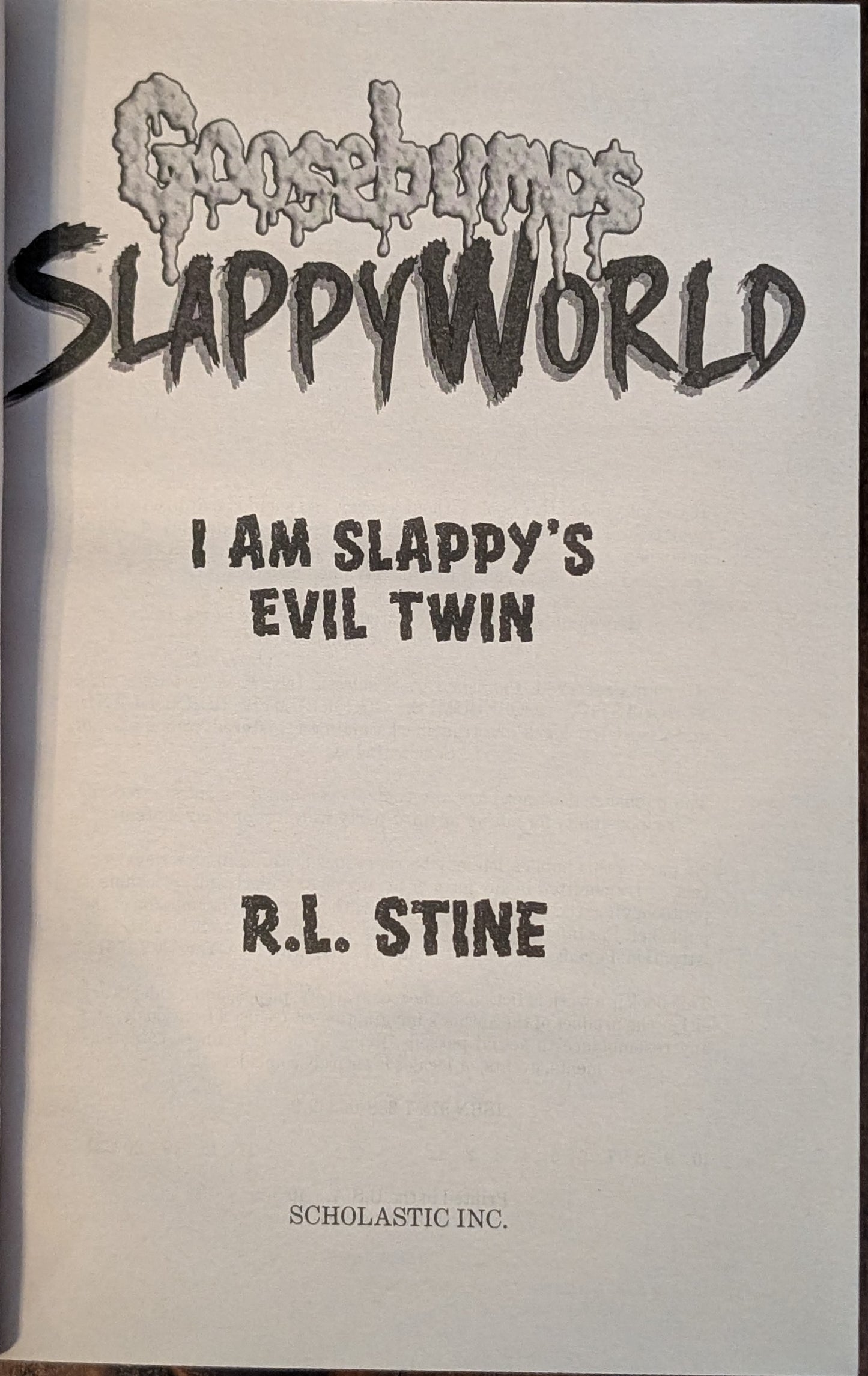 I am Slappy's Evil Twin (Slappyworld) by R. L Stine