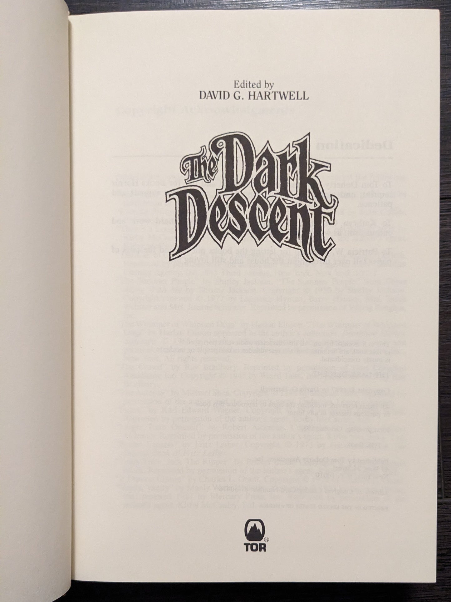 The Dark Descent edited David G. Hartwell