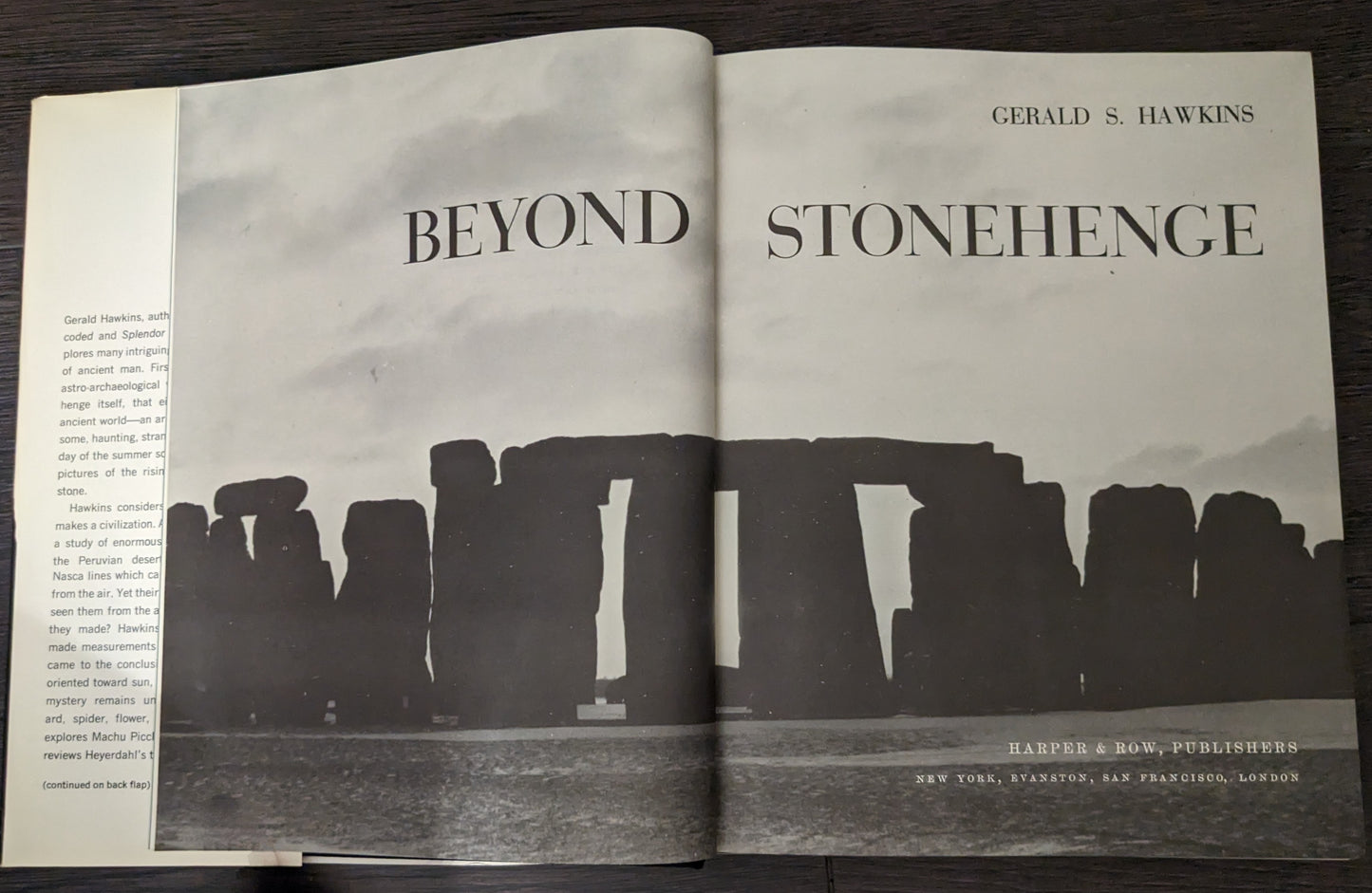 Beyond Stonehenge by Gerald S. Hawkins