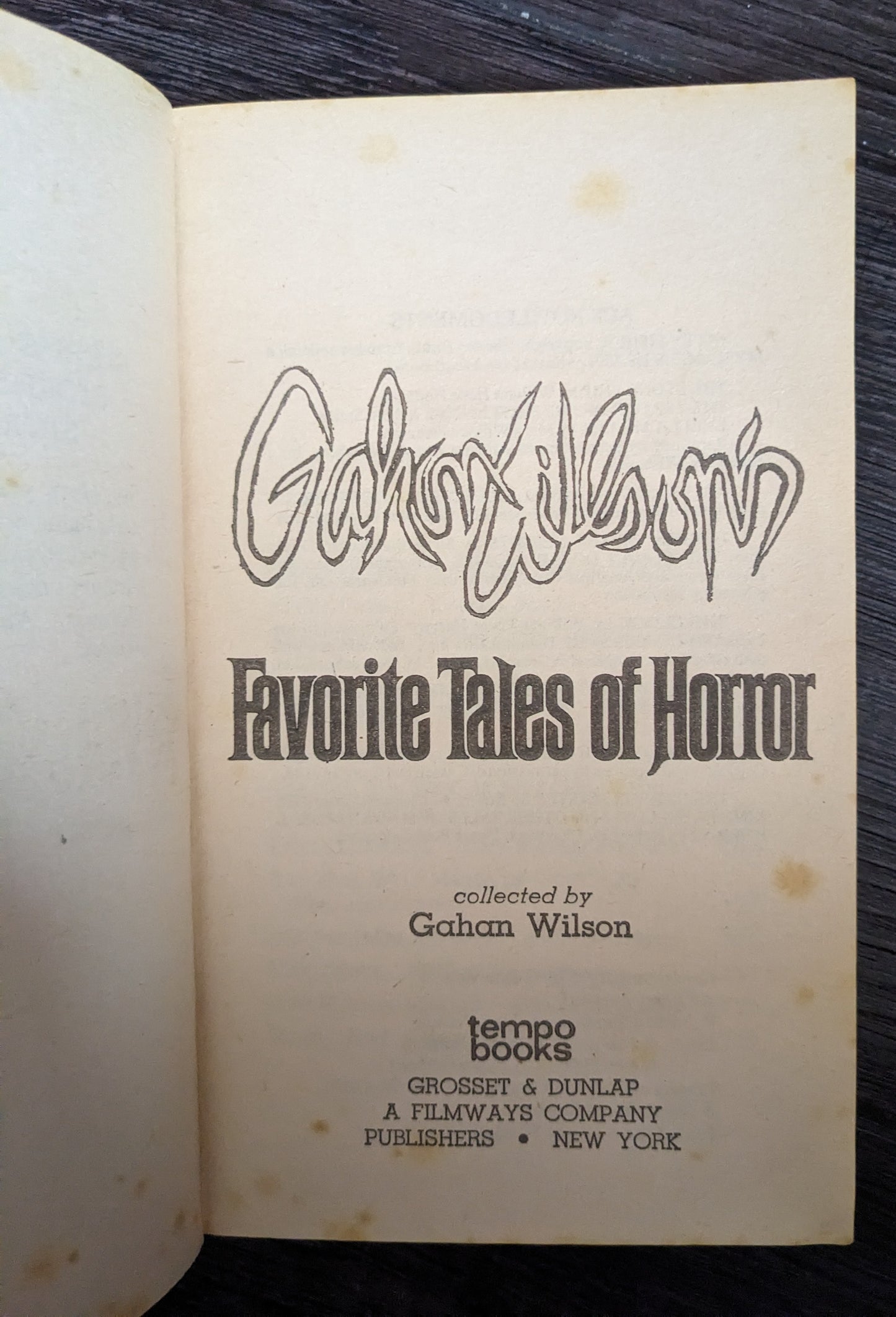 Favourite Tales of Horror by Gahan Wilson