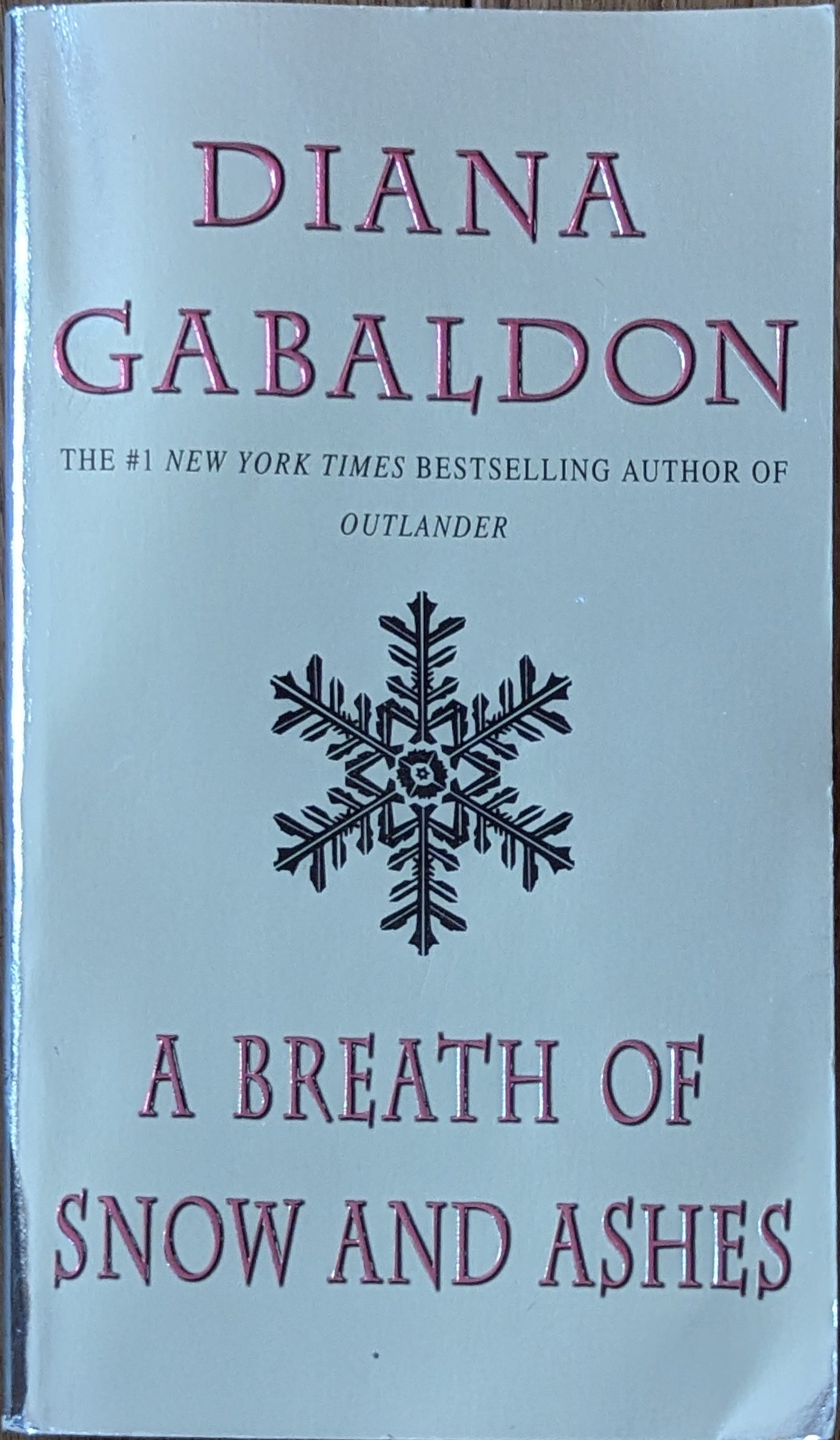 A Breath of Snow and Ashes by Diana Gabaldon