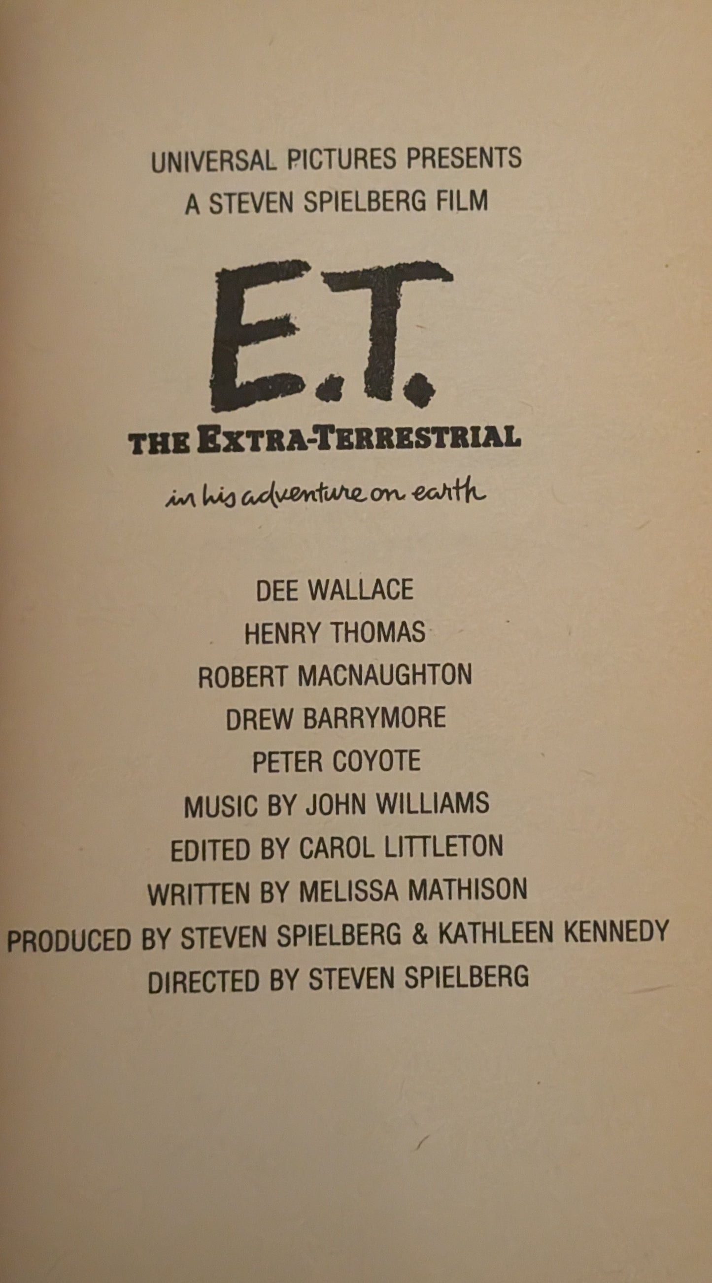 E.T: The Extra-Terrestrial by William Kotzwinkle