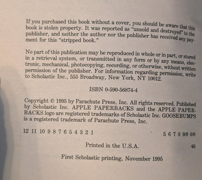 The Headless Ghost (Goosebumps #37) by R.L Stine