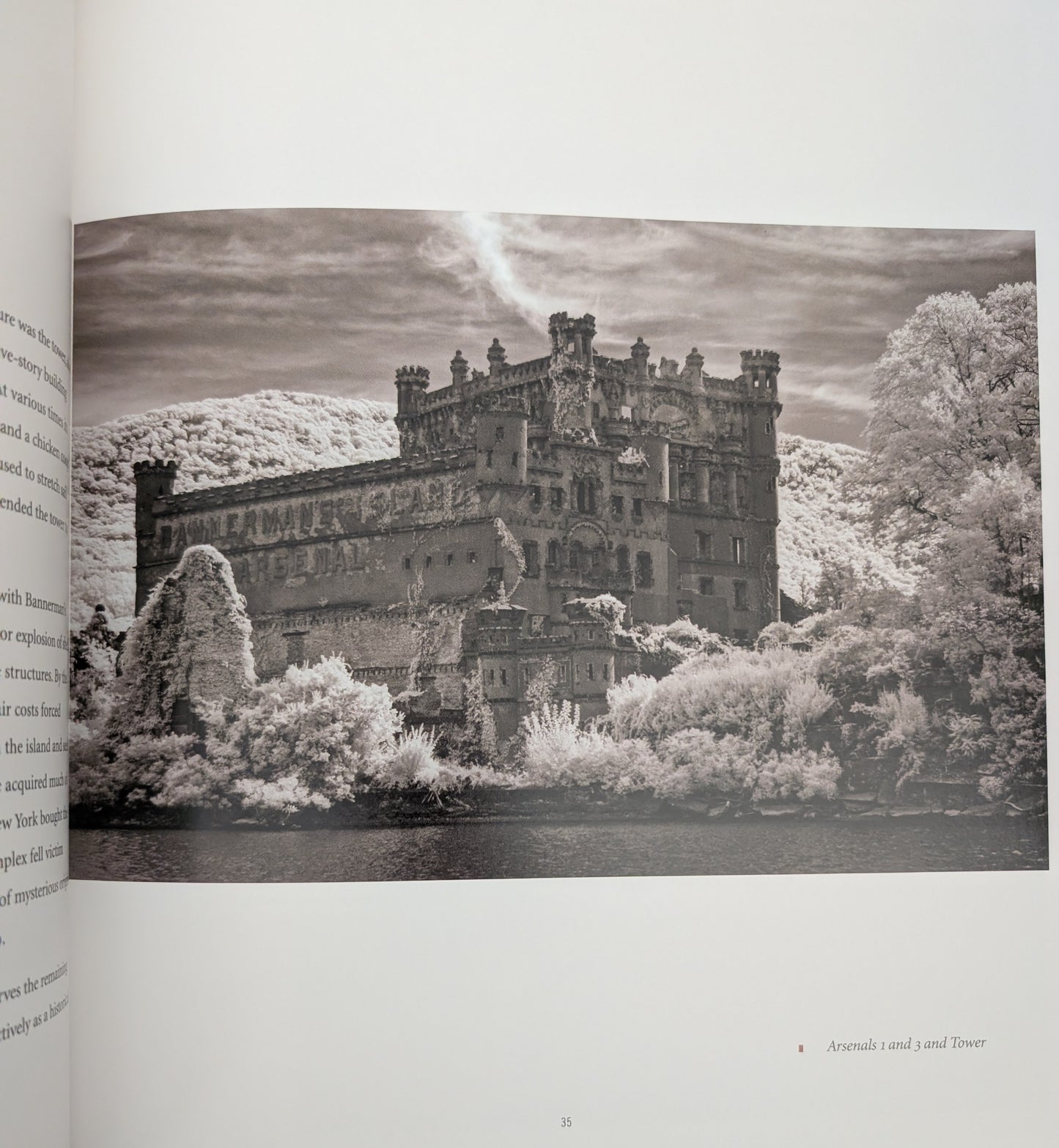 American Ruins photographs by Arthur Drooker and essay by Christopher Woodward