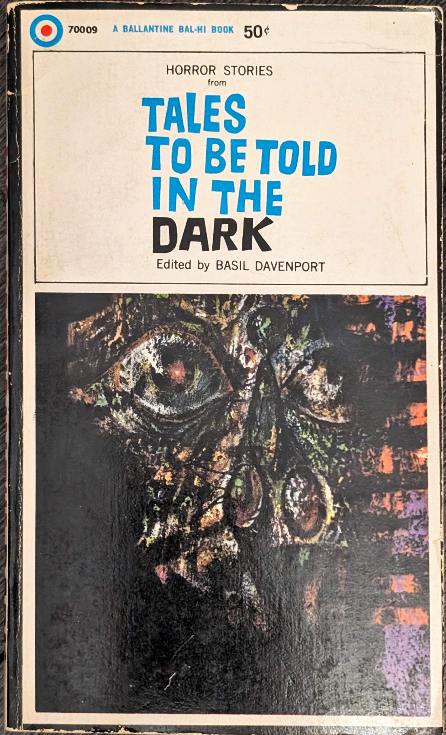 Tales to Be Told in the Dark edited by Basil Davenport