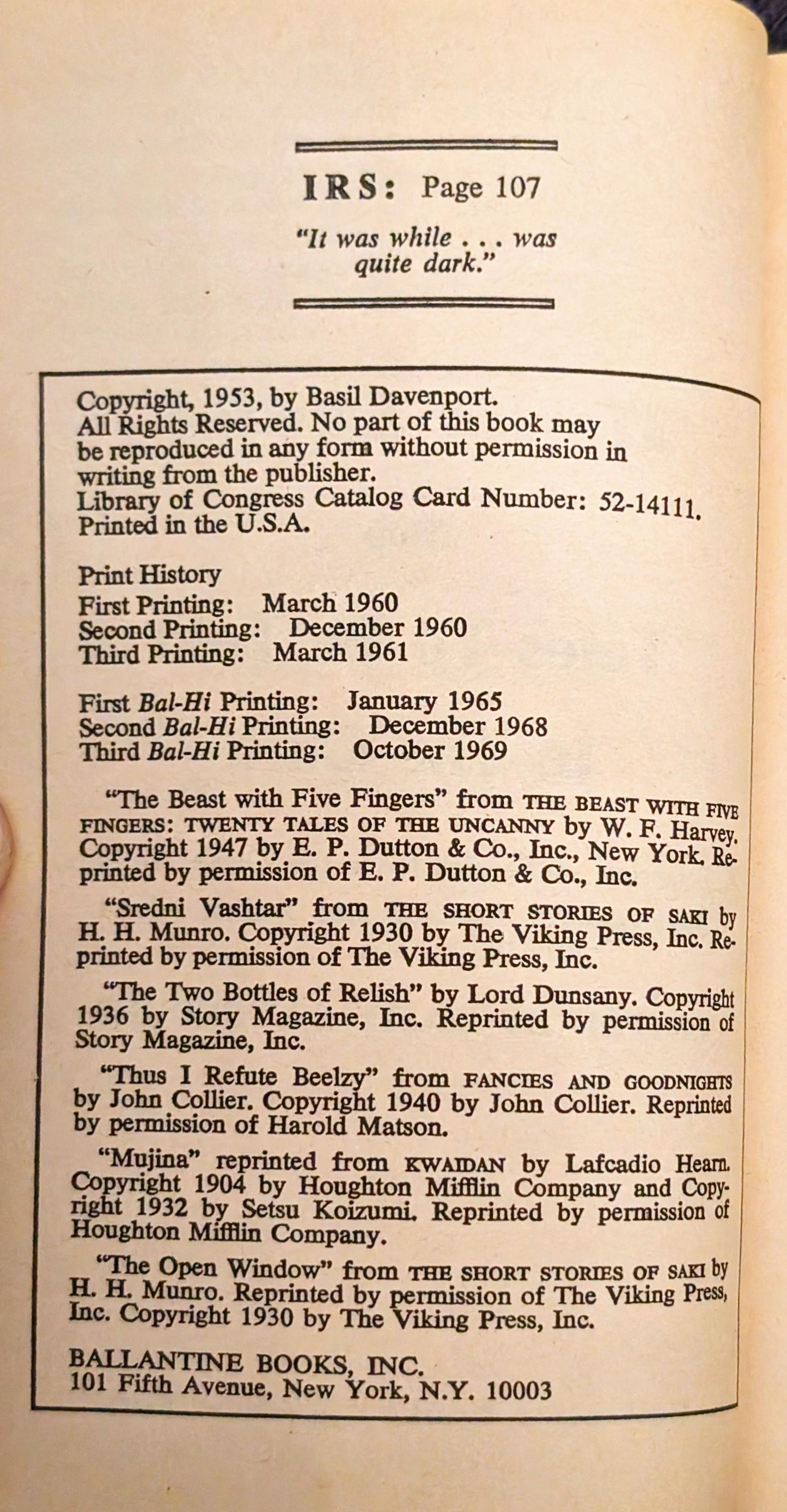 Tales to Be Told in the Dark edited by Basil Davenport