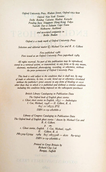 The Oxford Book of English Ghost Stories chosen by Michael Cox