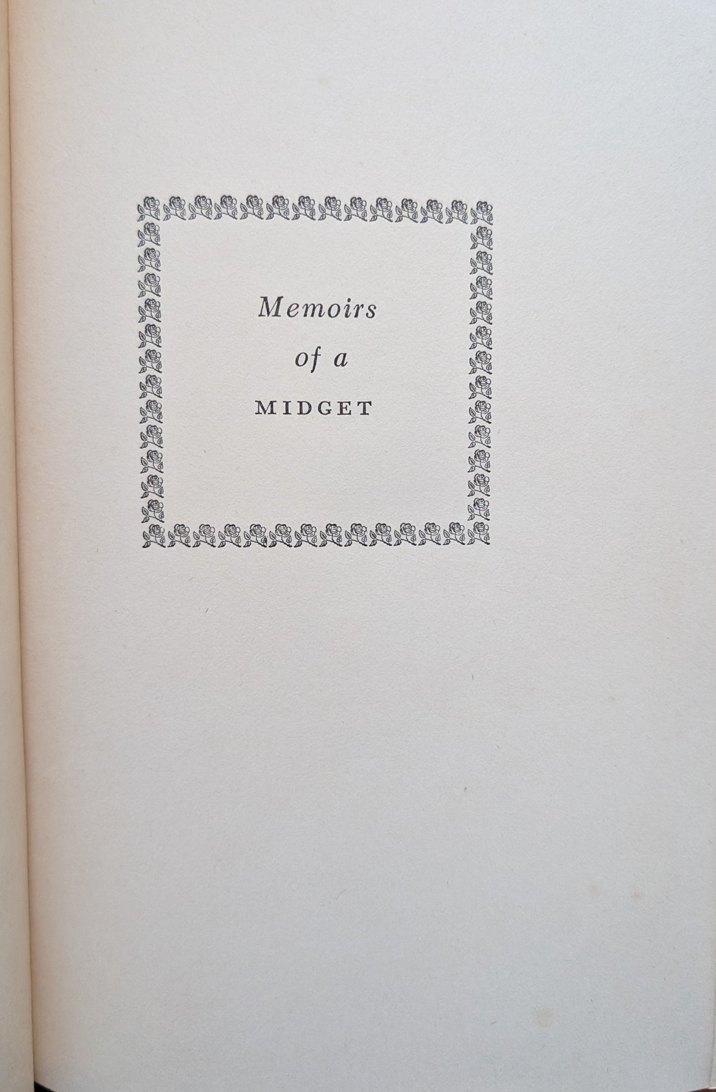 Memoirs of a Midget By Walter De La Mare