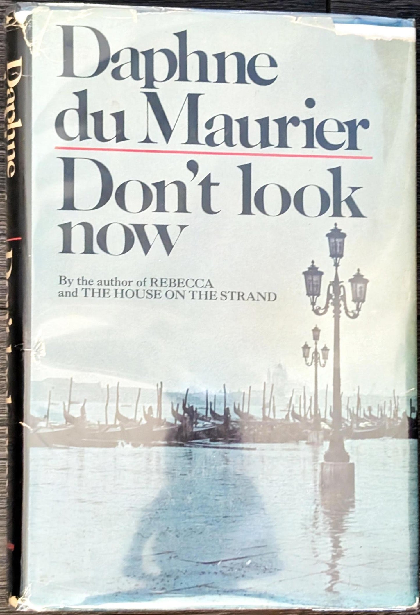 Don't Look Now by Daphne du Maurier