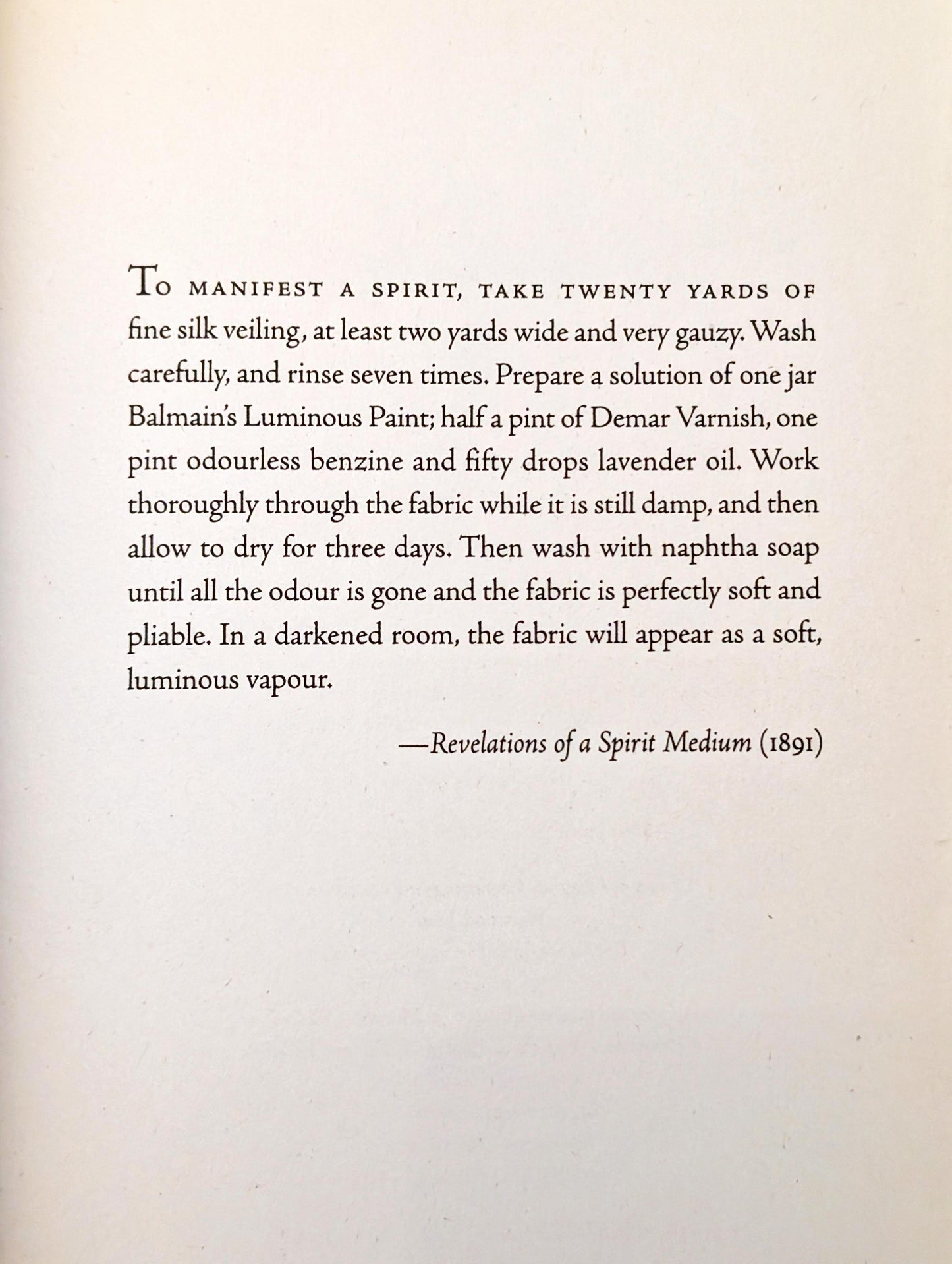 The Sèance by John Harwood