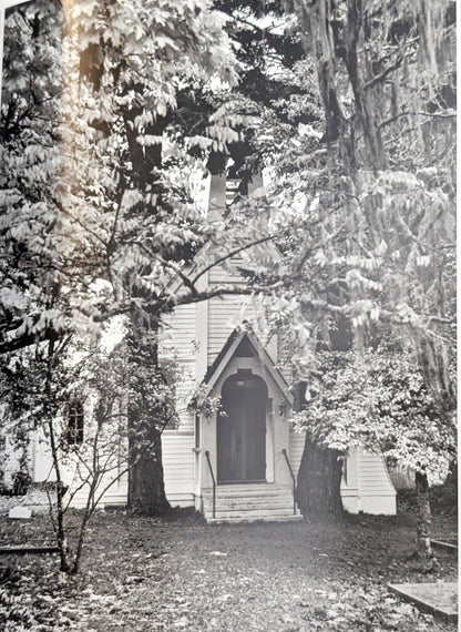 Small Churches of Canada by Kim Ondaatje