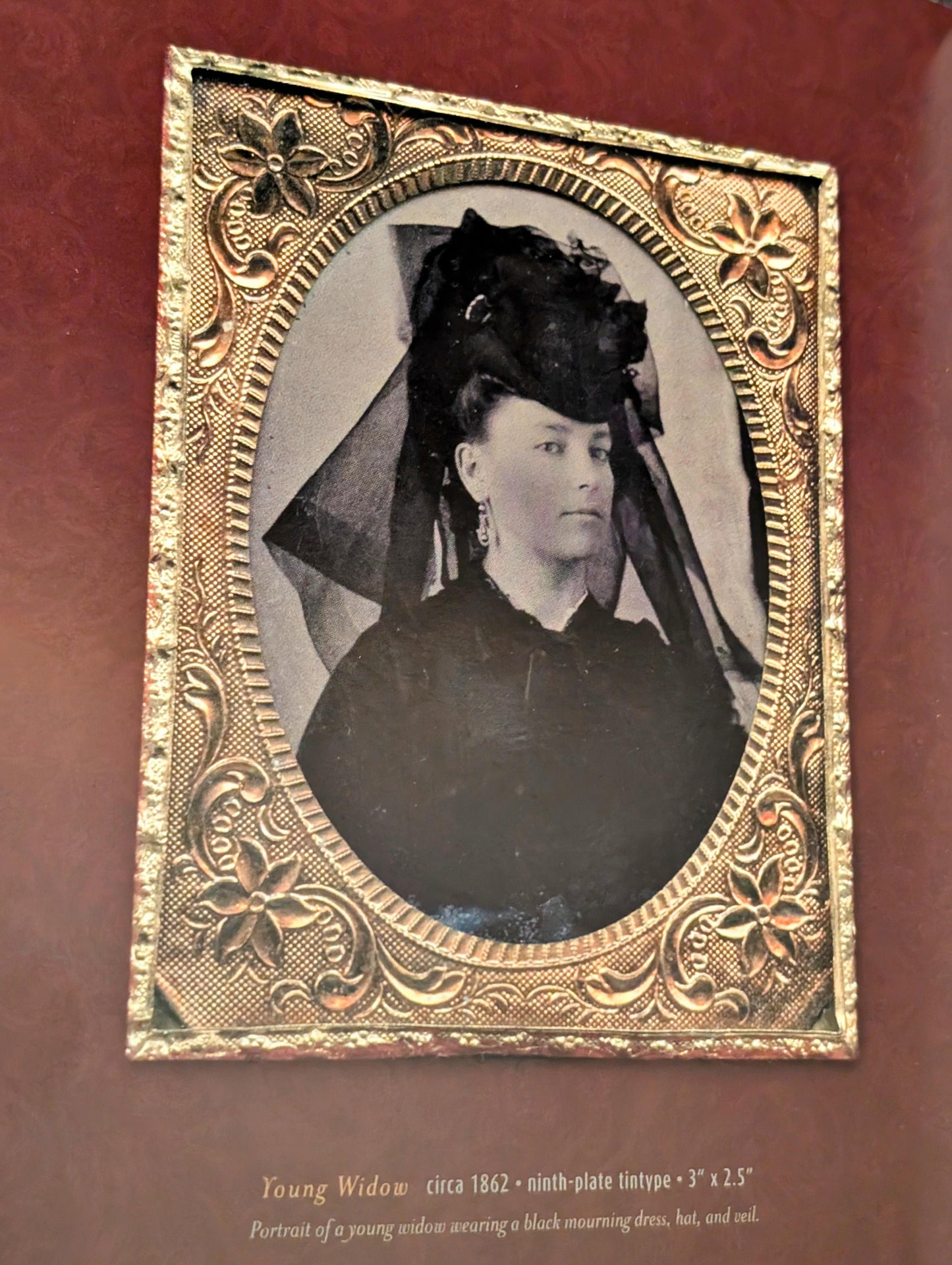 Beyond the Dark Veil: Post-Mortem & Mourning Photography by Thanatos Archive