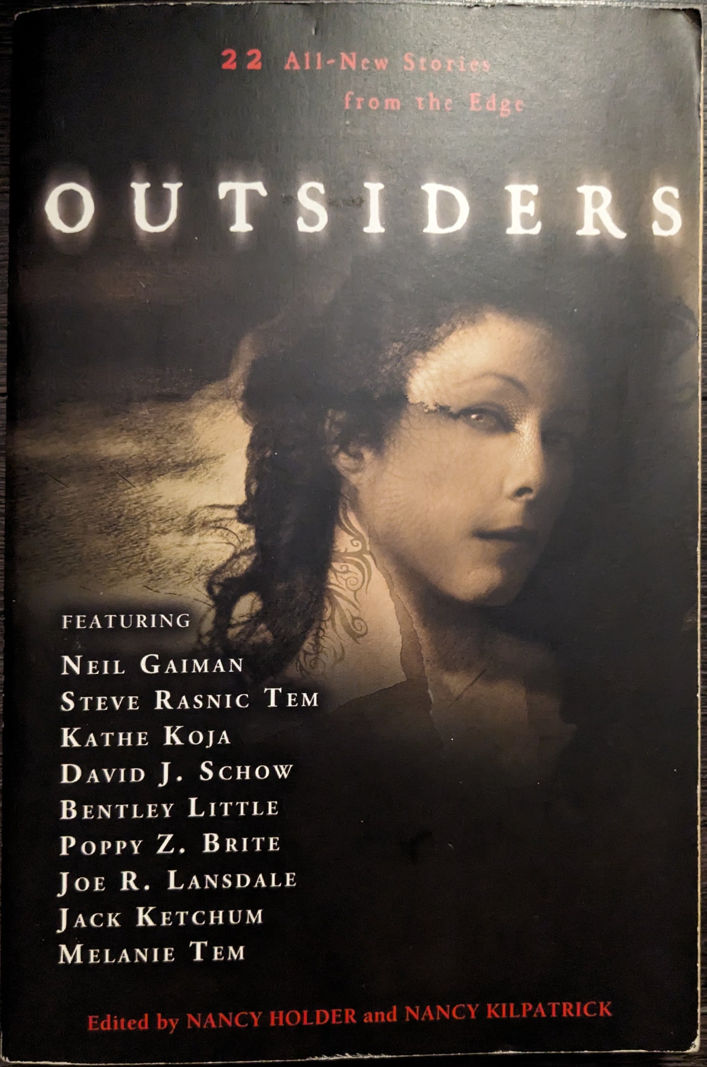 Outsiders edited by Nancy Holder and Nancy Kilpatrick