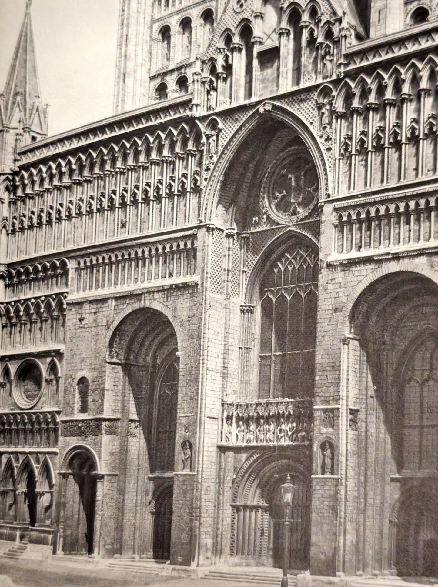 The Cathedrals of England by Alec Clifton-Taylor