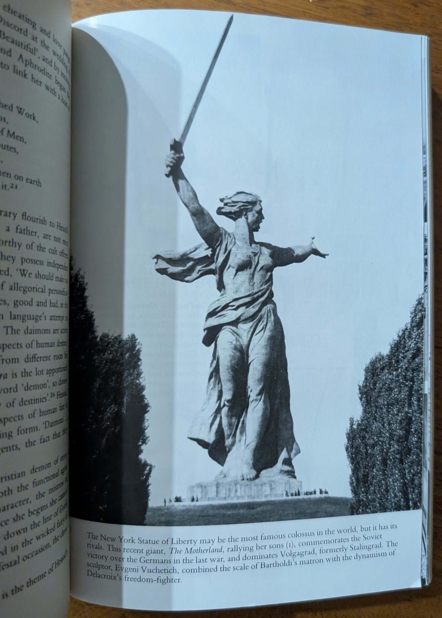 Monuments and Maidens: the Allegory of the the Female Form by Marina Warner