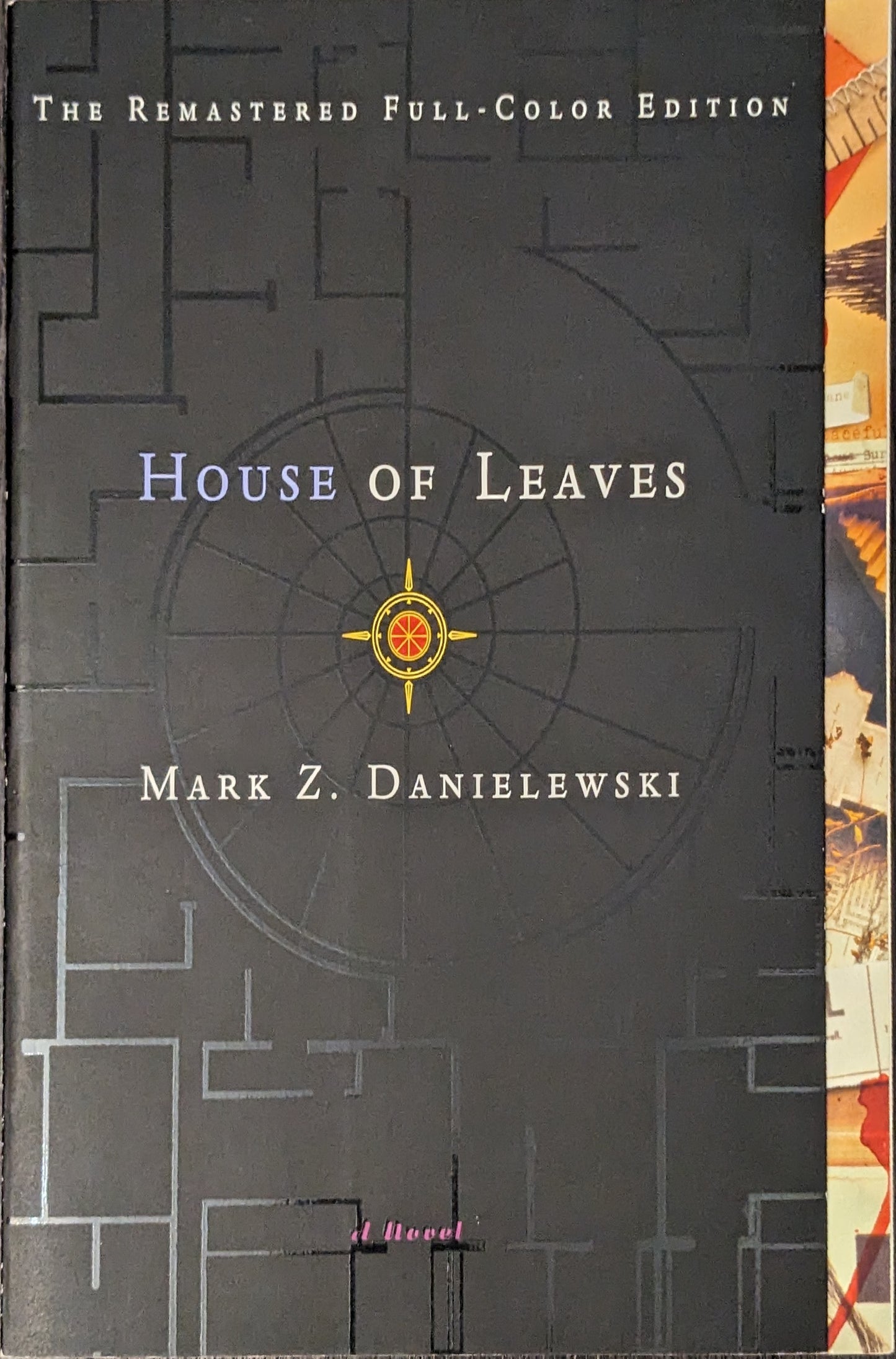 House of Leaves by Mark Z. Danielewski