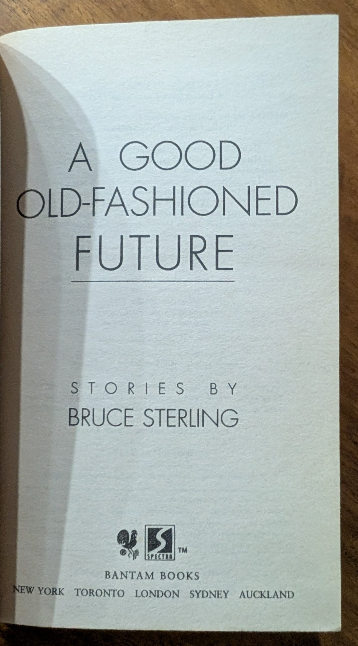 A Good Old-Fashioned Future by Bruce Sterling