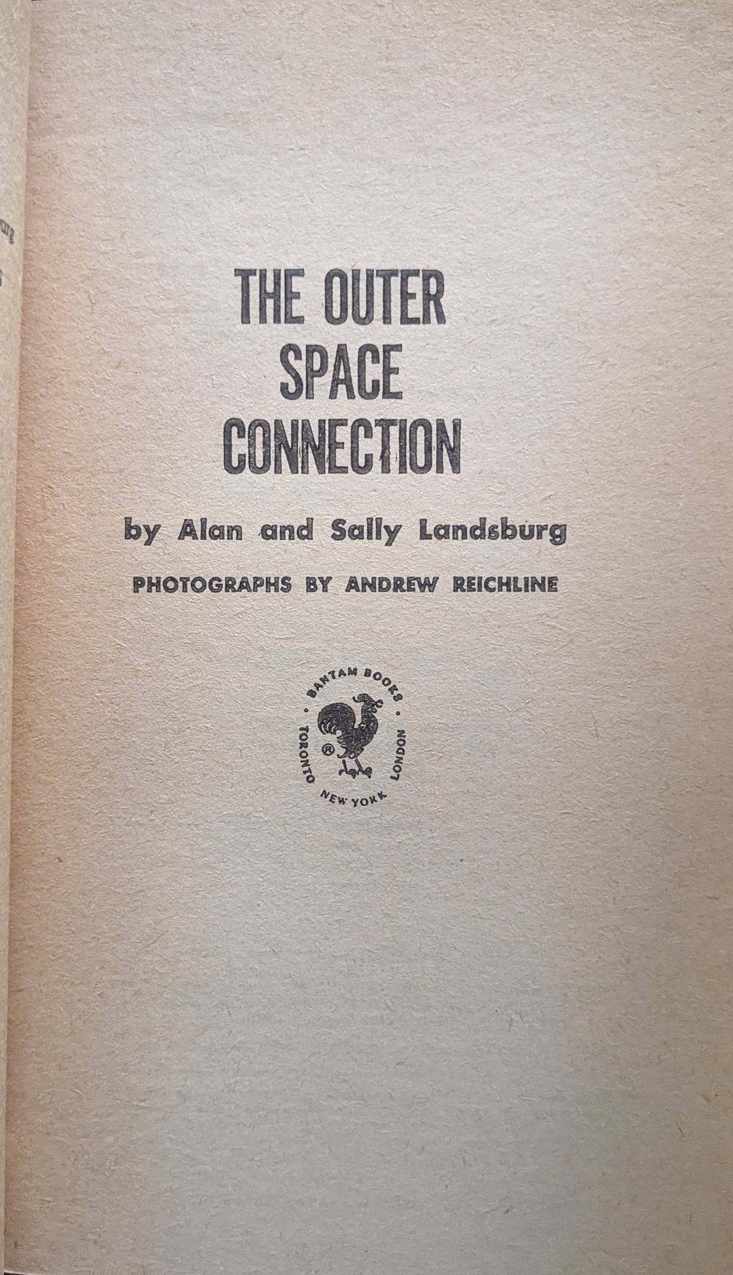 The Outer Space Connection by Alan and Sally Lansburg