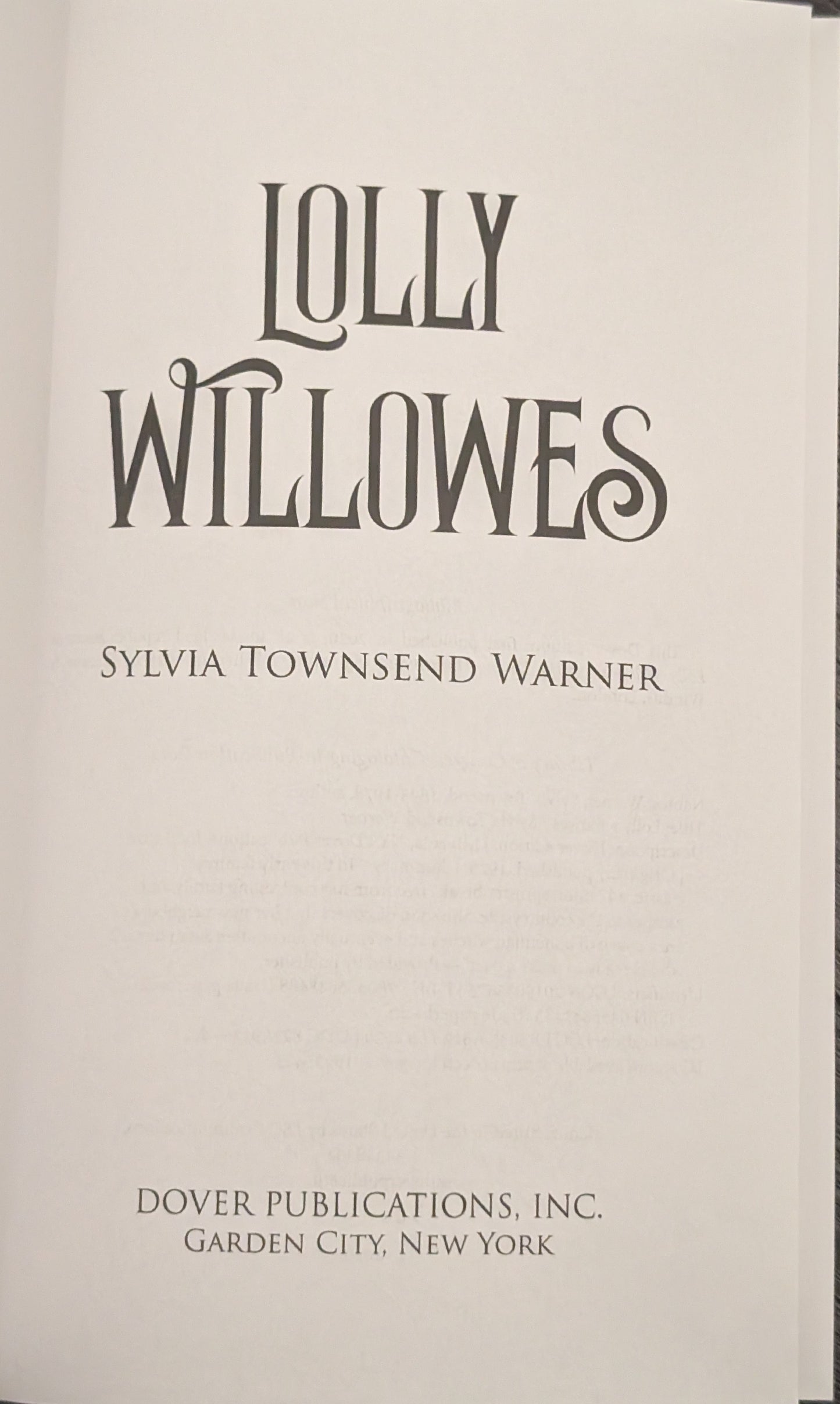 Lolly Willowes by Sylvia Townsend Warnee