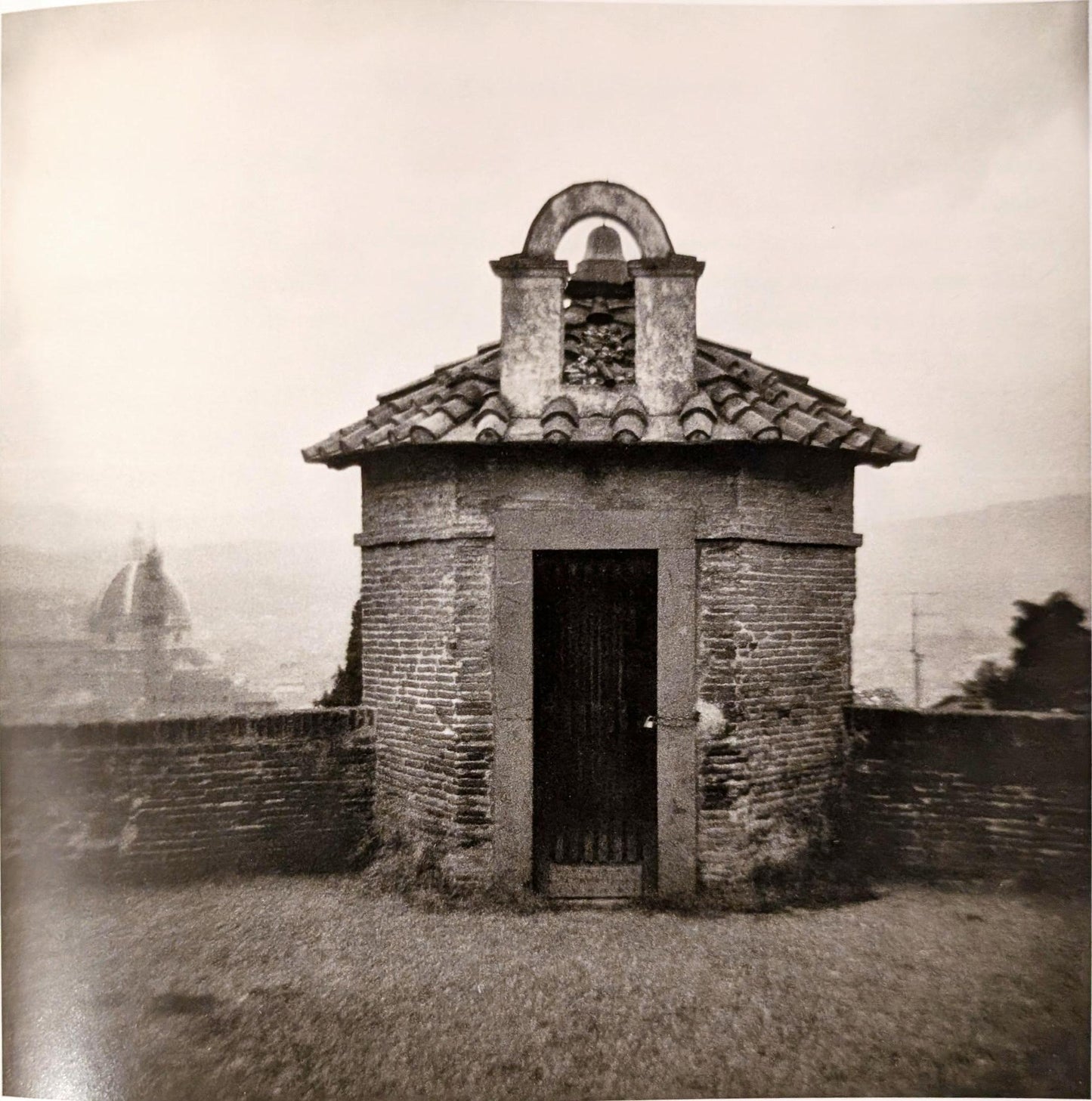 Angels at the Arno photographs by Eric Lindbloom (Signed)