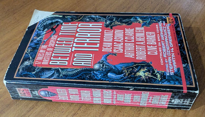 Between Time and Terror edited by Robert Weinberg, Stefan Dziemianowicz, and Martin H. Greenberg